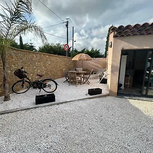 Dans - Jardin Privatif . , La Seyne-sur-Mer France
